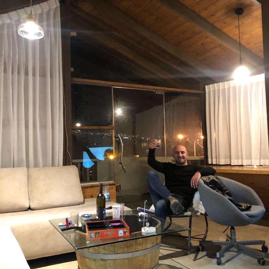 Lighthouse Apartment Mas'ada Bagian luar foto