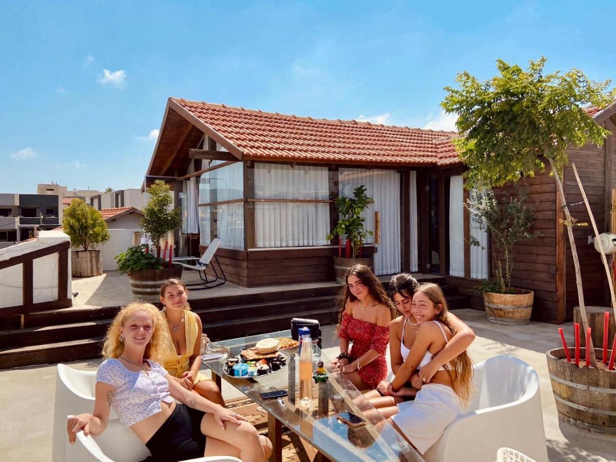 Lighthouse Apartment Mas'ada Bagian luar foto